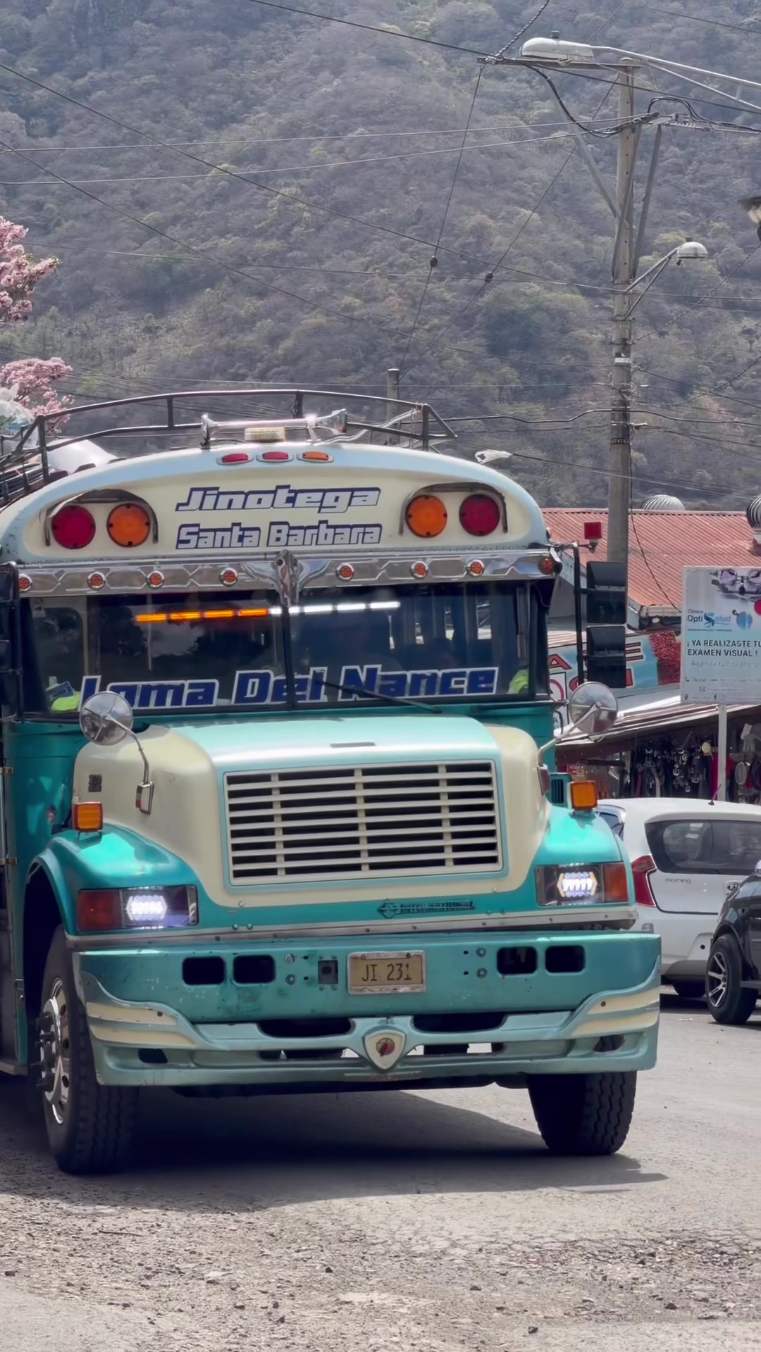 @️Jennifer Bland&oacute;n🦦🚍