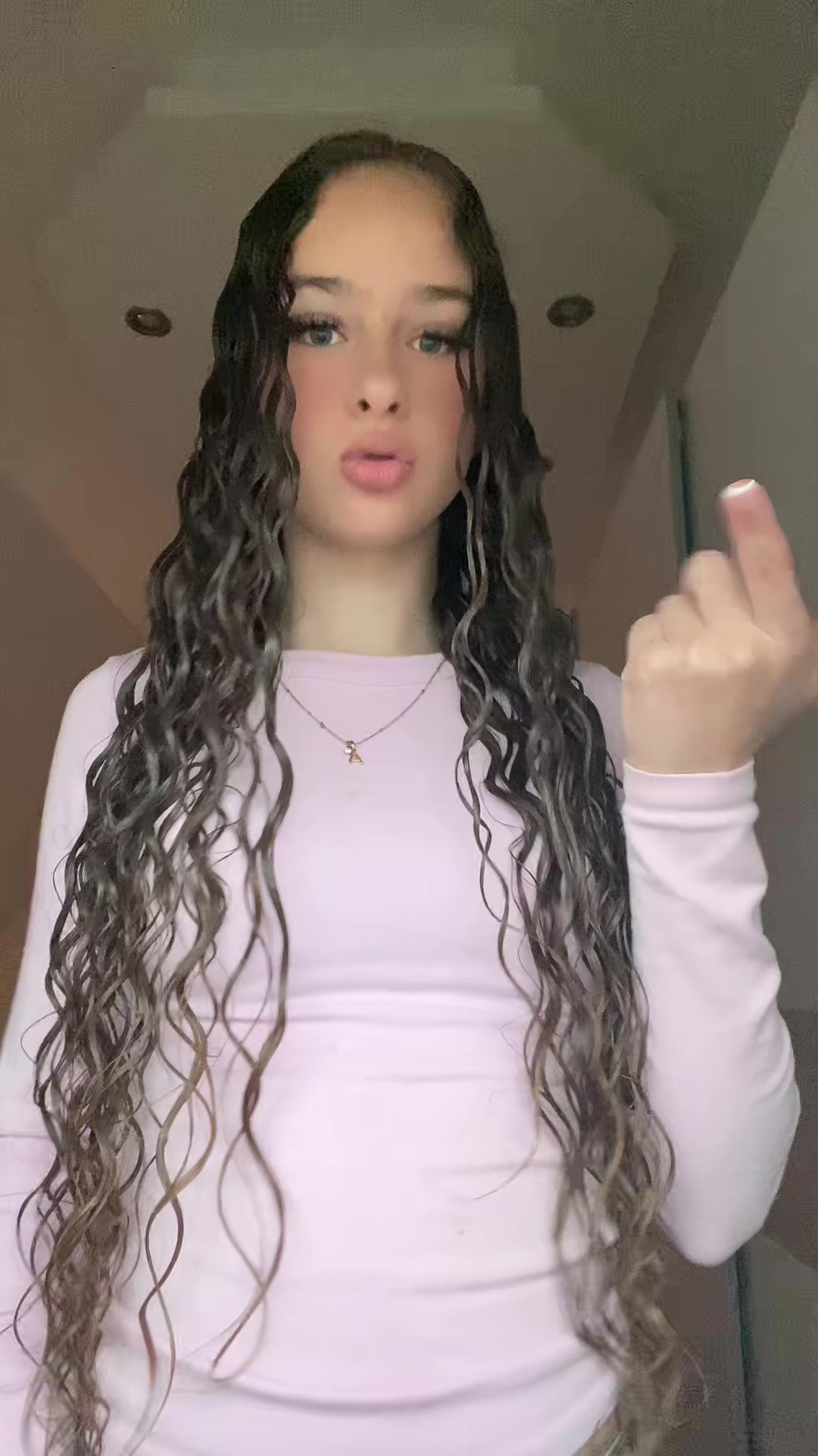 @𝑳’ꨄ