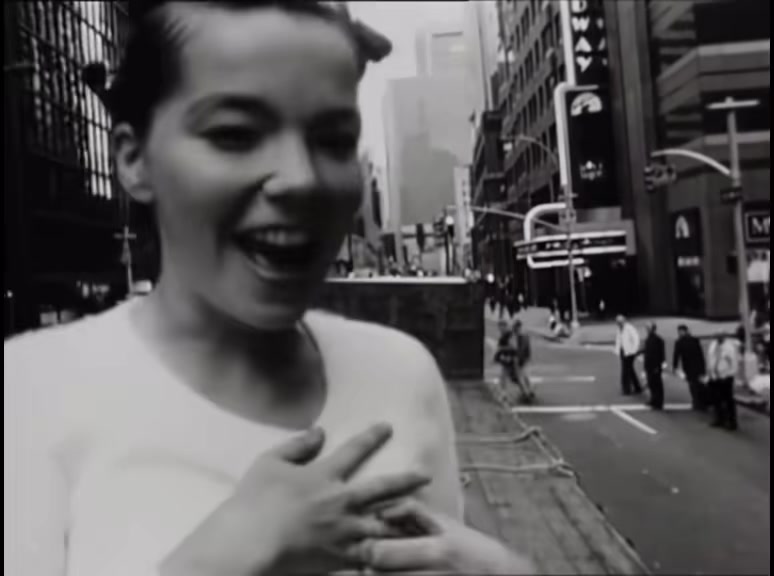 @bjork_momazos