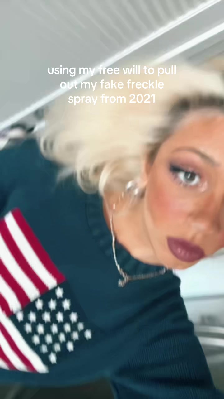 @jeanieefrances