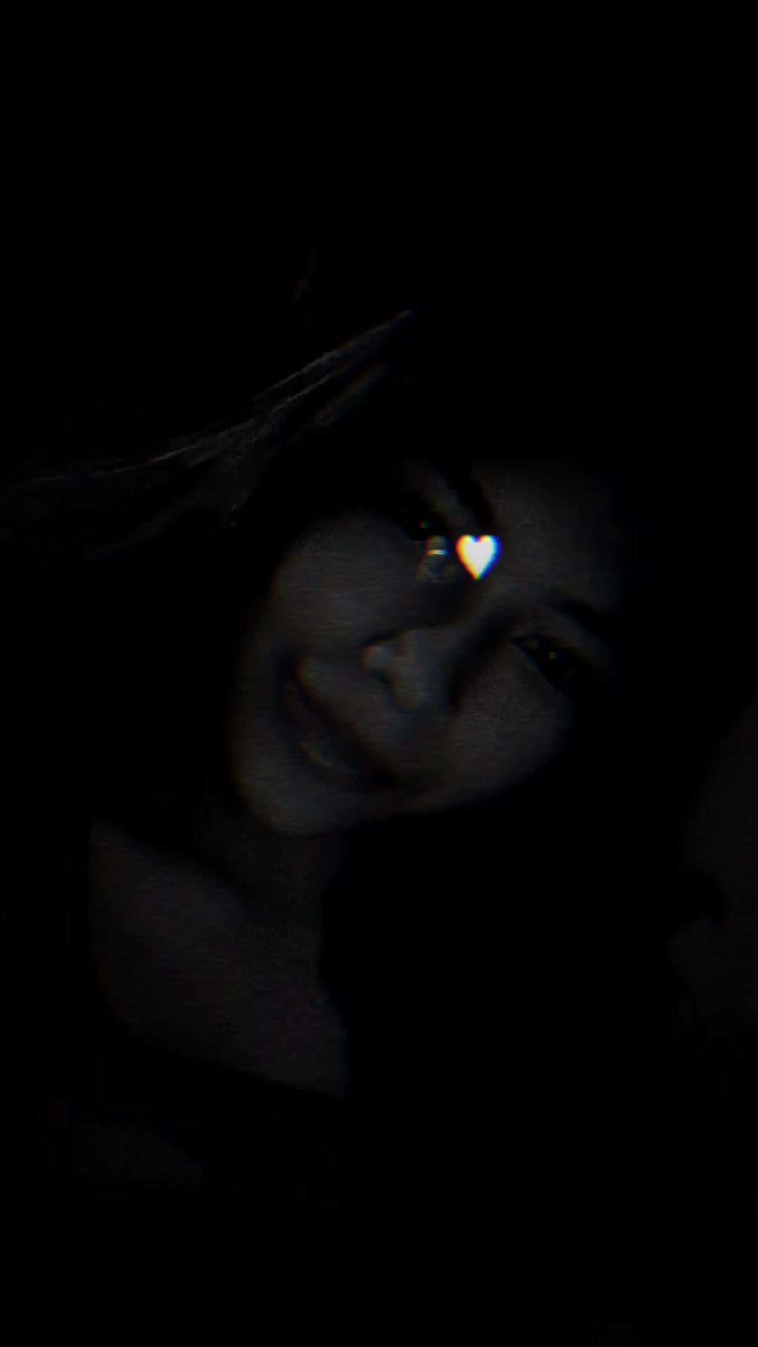 @elisa…