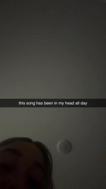 @Ashley 🥀