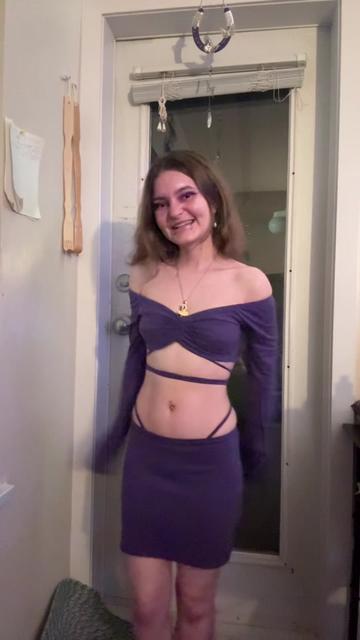 @Baylee 💜🇨🇦
