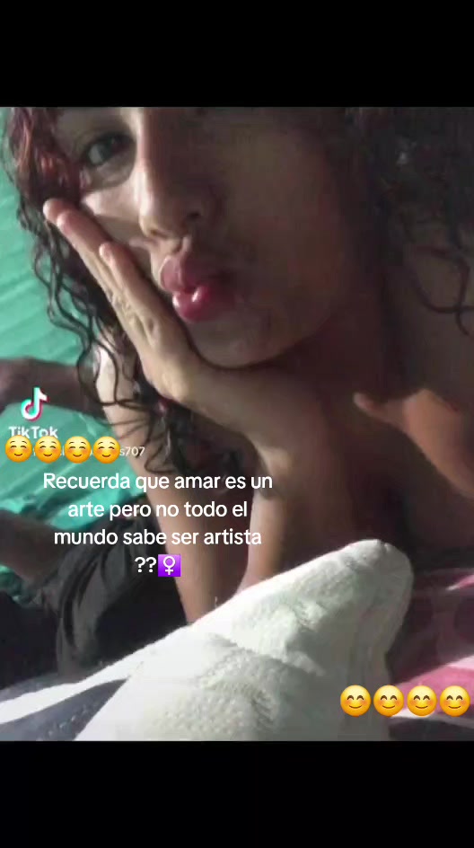 @La toxica 👩🏽&zwj;🦱