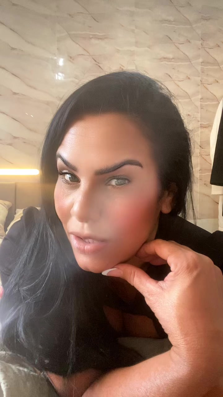@Aneli Bezerra a coroa 👑