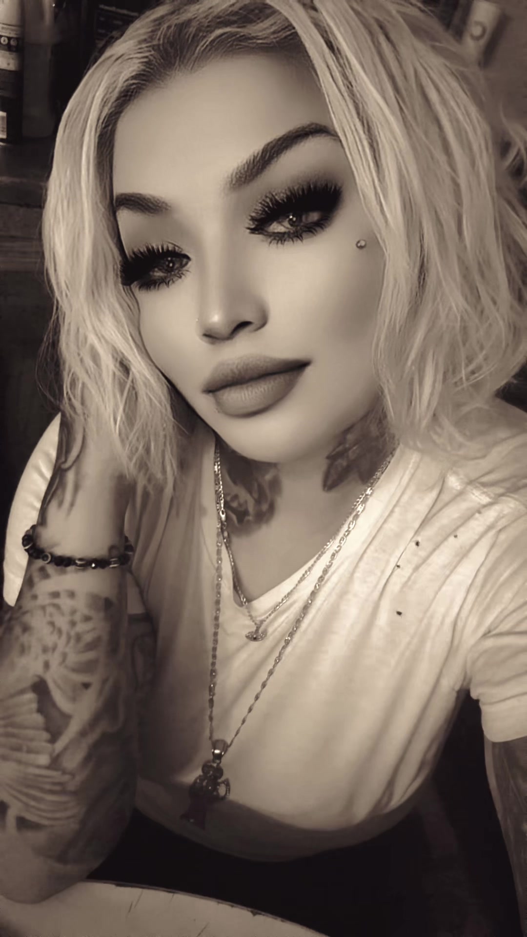 @Blonde