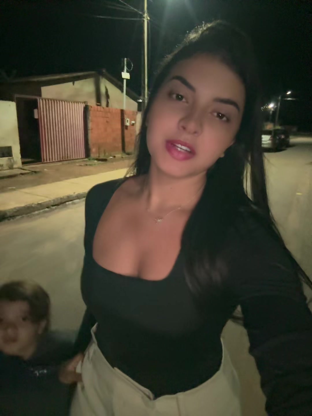 @Bruna Ellem751