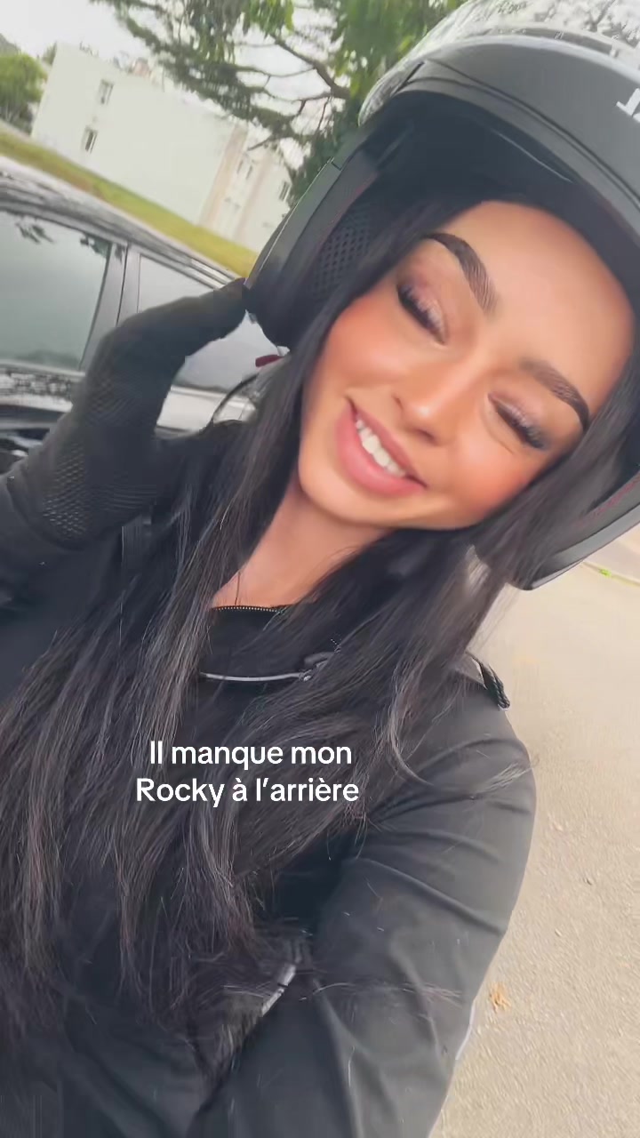 @Riri🍒