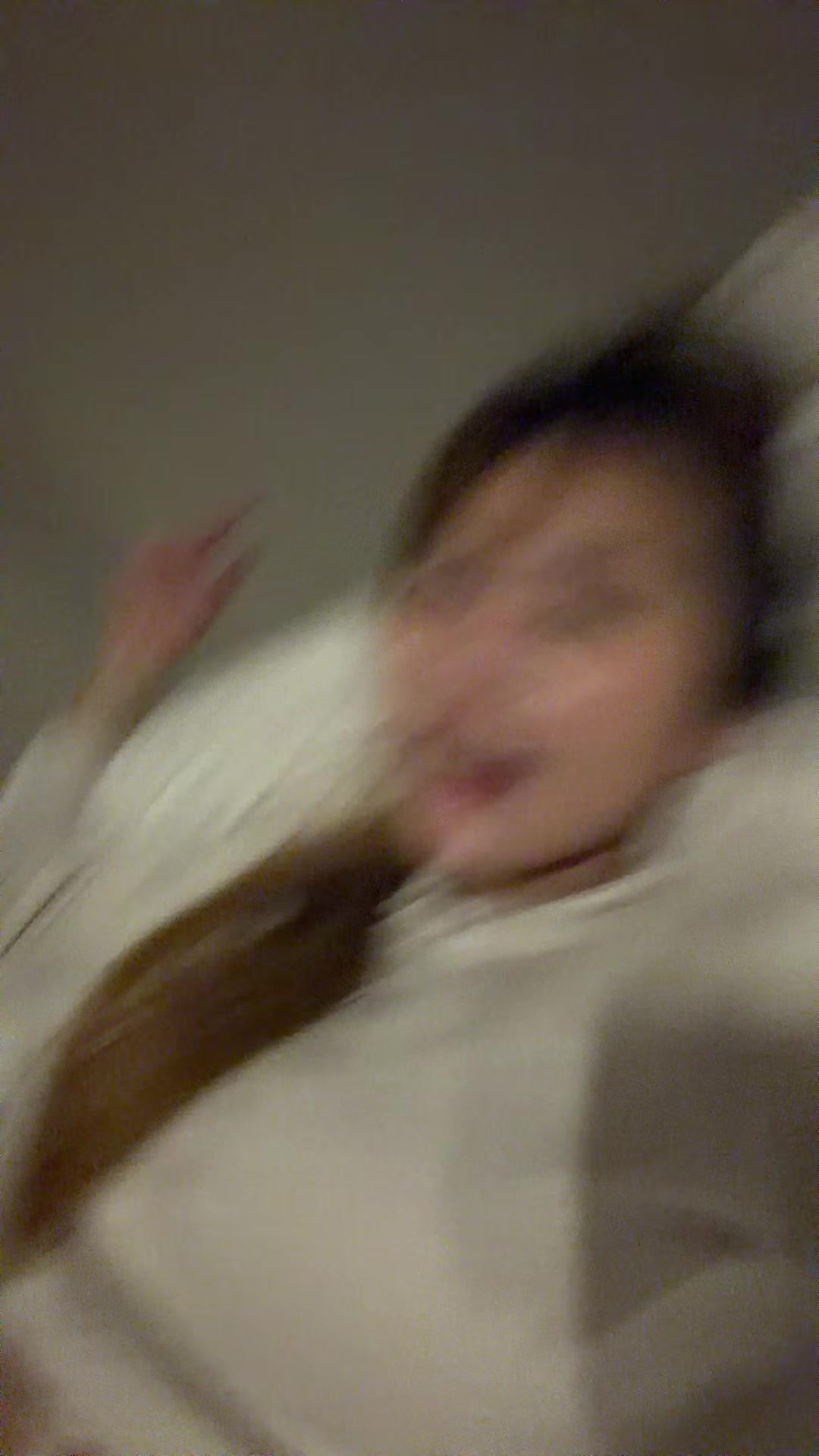 @😼