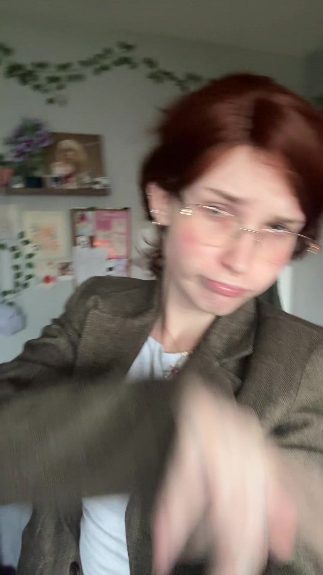 @CH33K_C14PP3R69