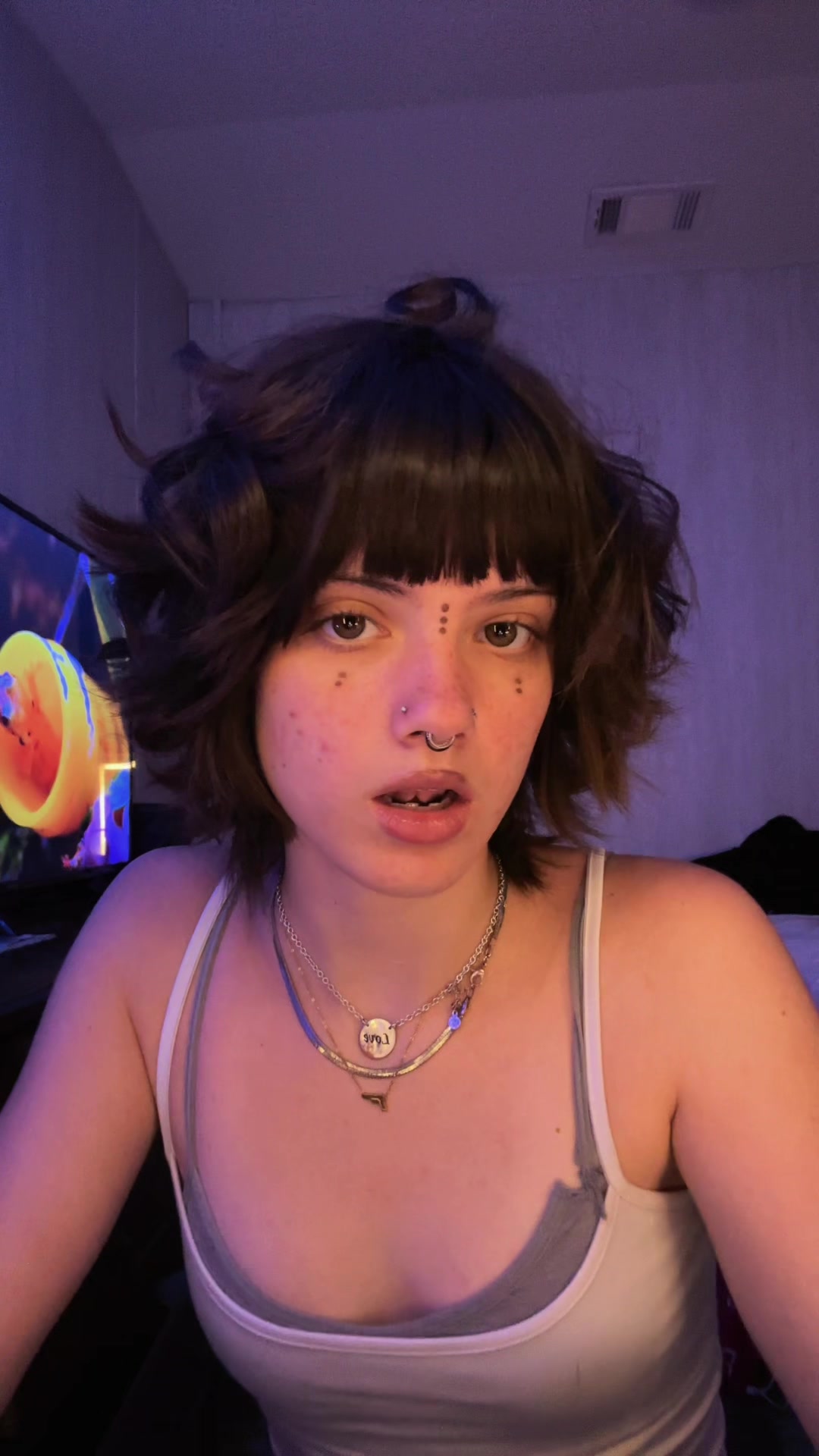 @llyla404