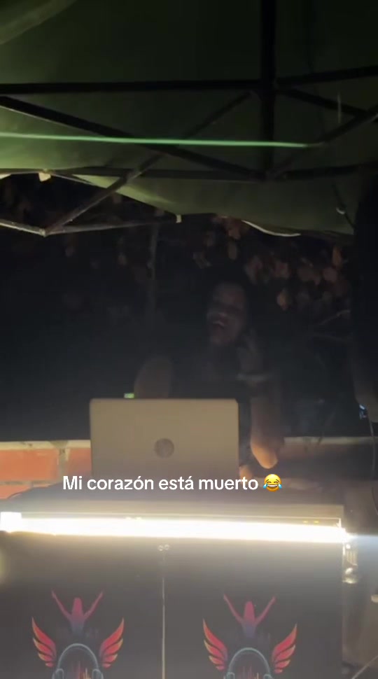 @Djscarlet02
