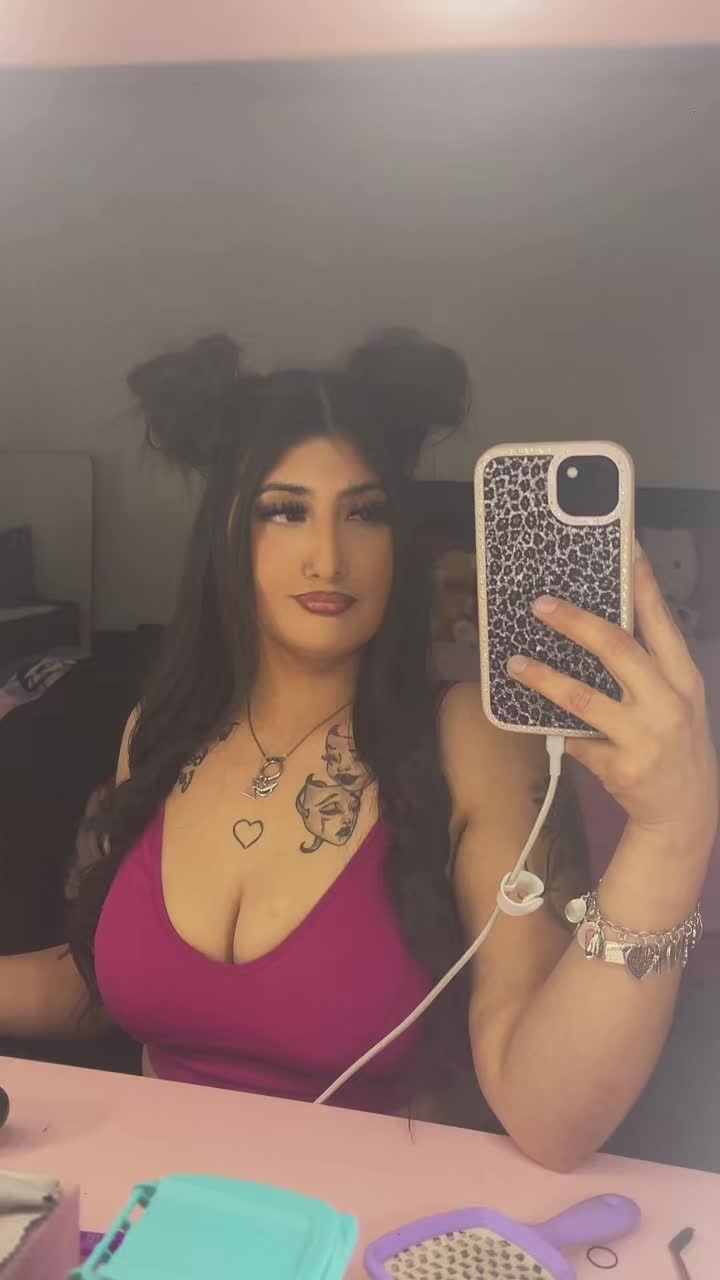 @Vanilla 💋👸🏻🖤