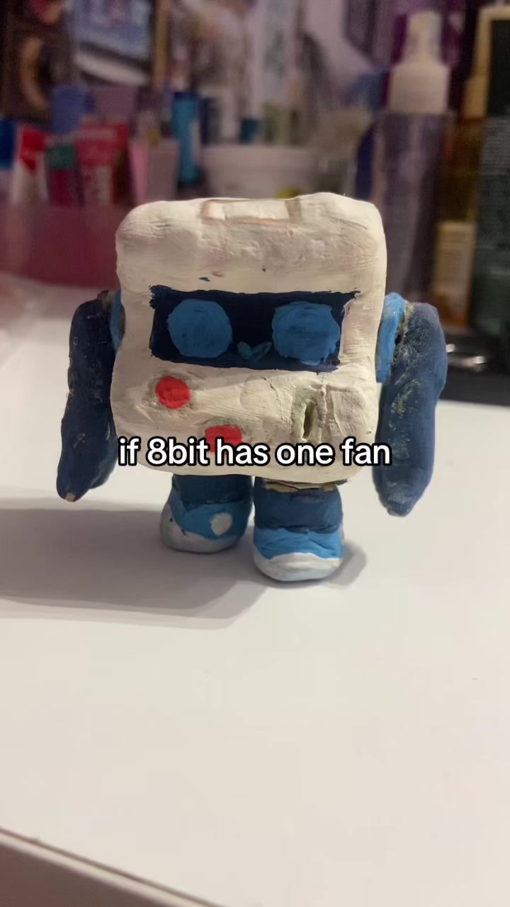 @leona 🎮👾 (#1 8bit fan)