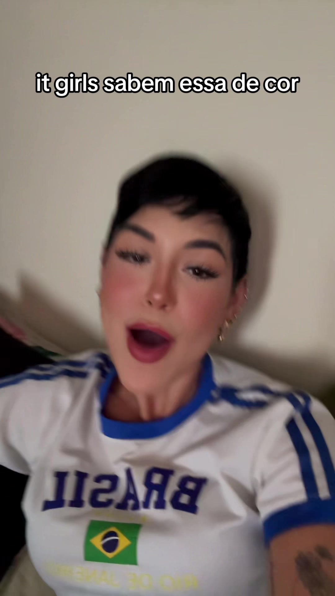 @Claudia Marinho