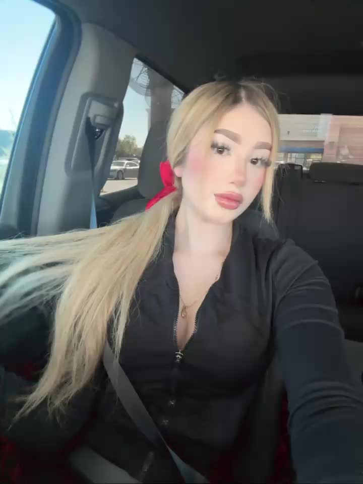 @monicatheloner