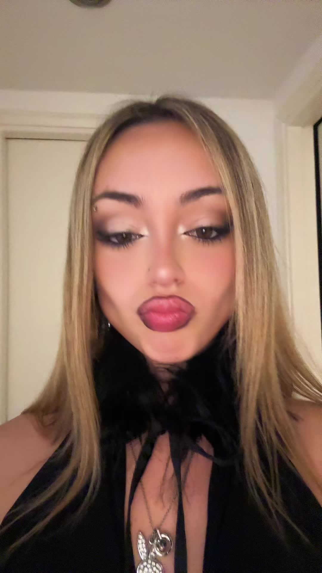 @&aacute;ngeles