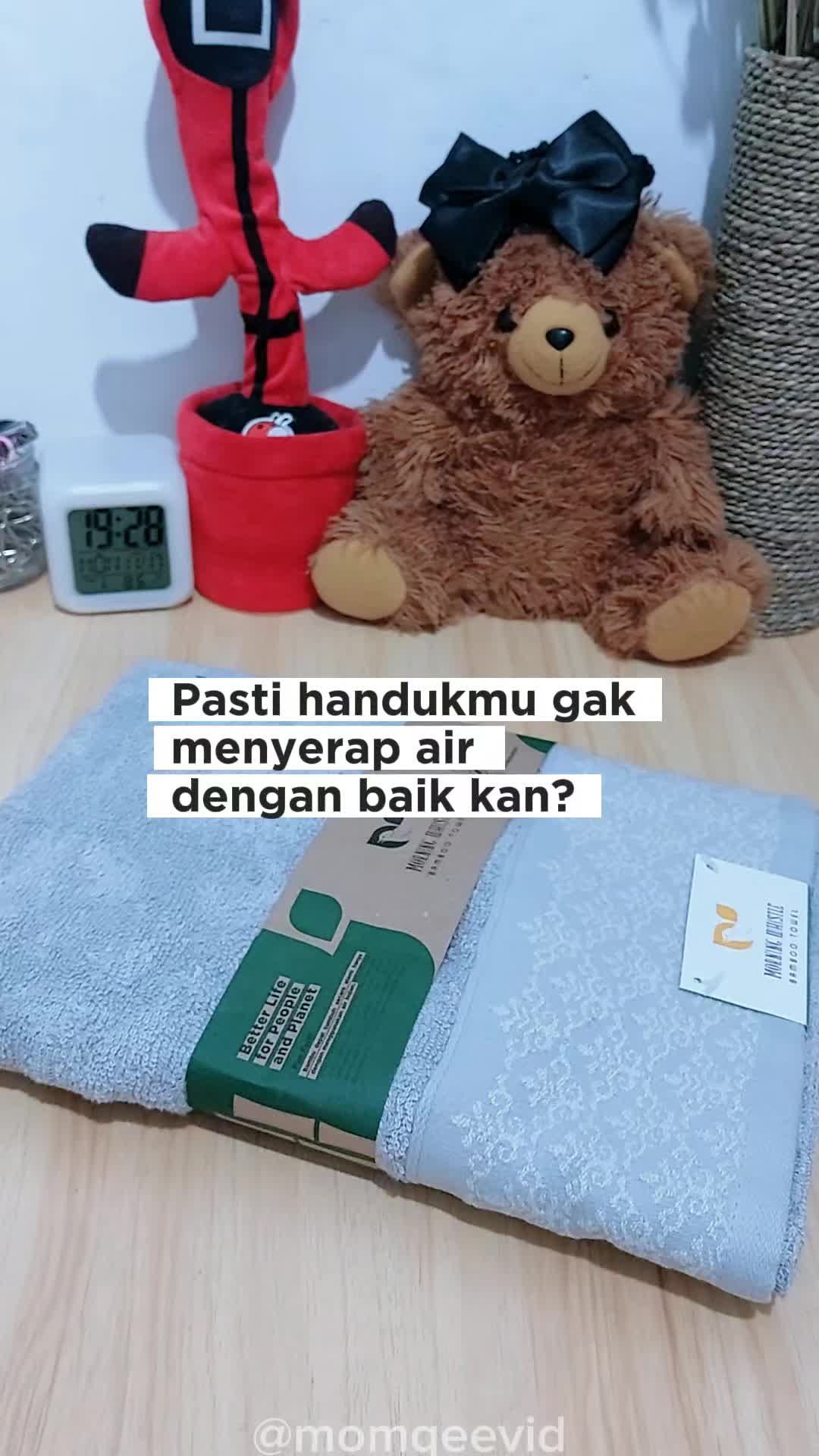 @Momqee