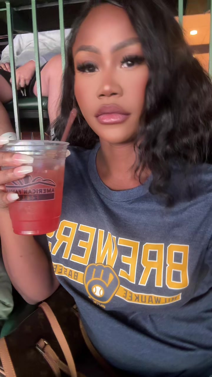 @Bre