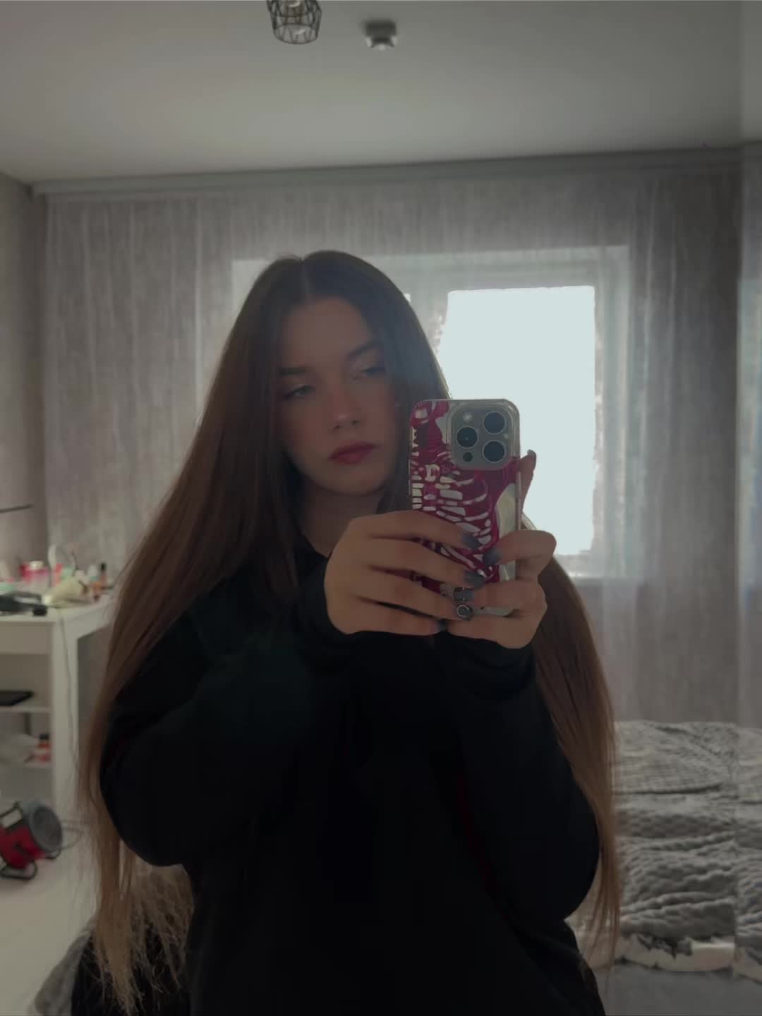@варя