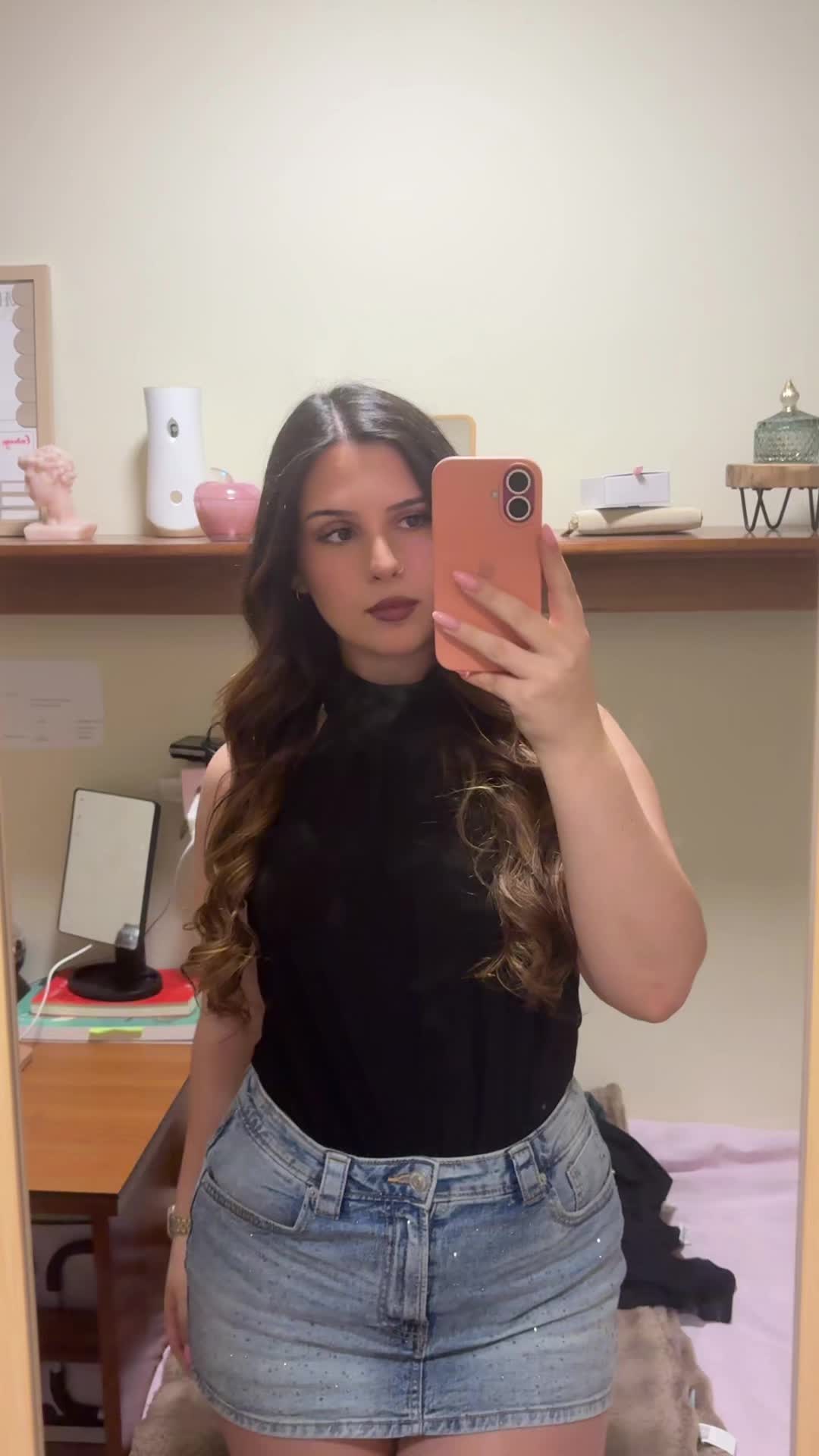 @inês