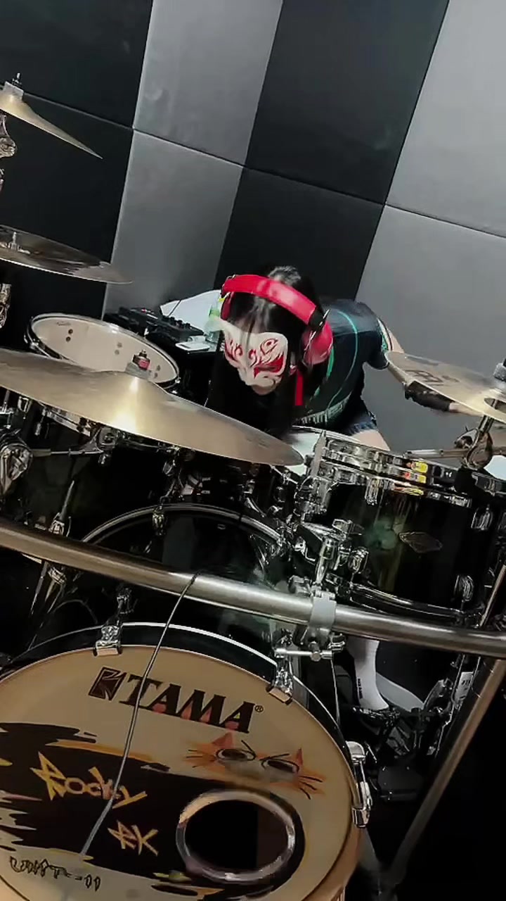 @RockyRk