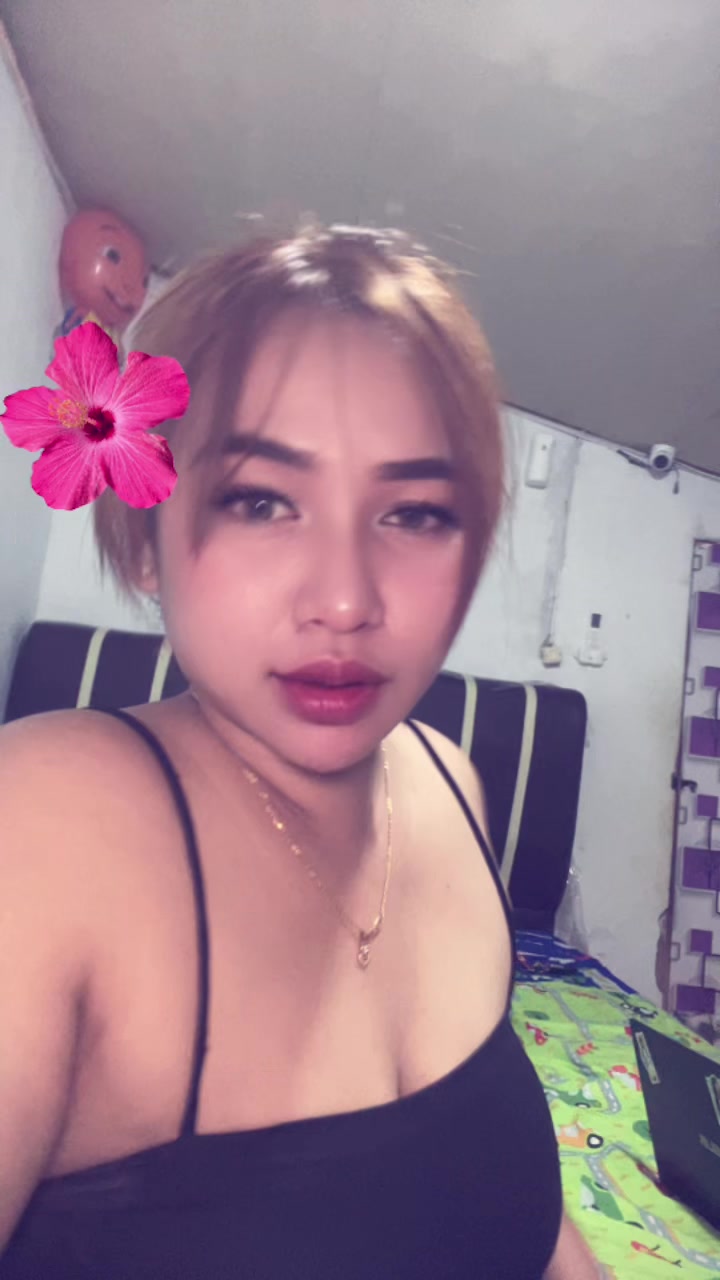 @julia frinella sari
