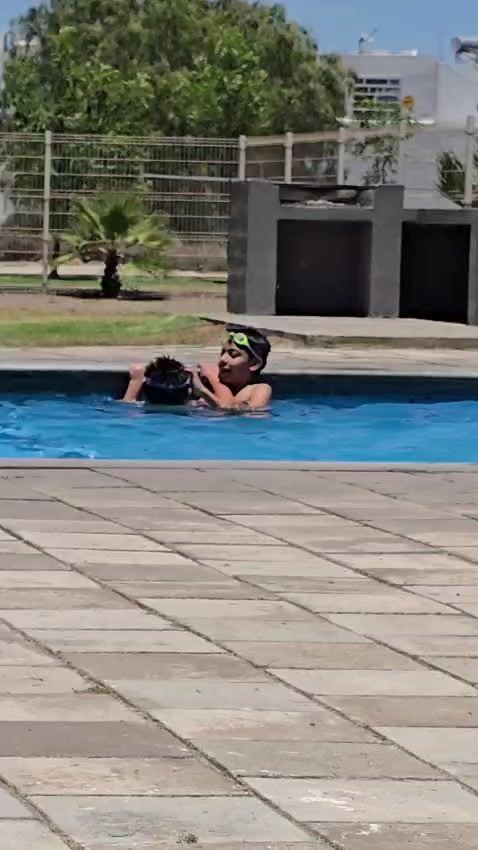 @karloolvera