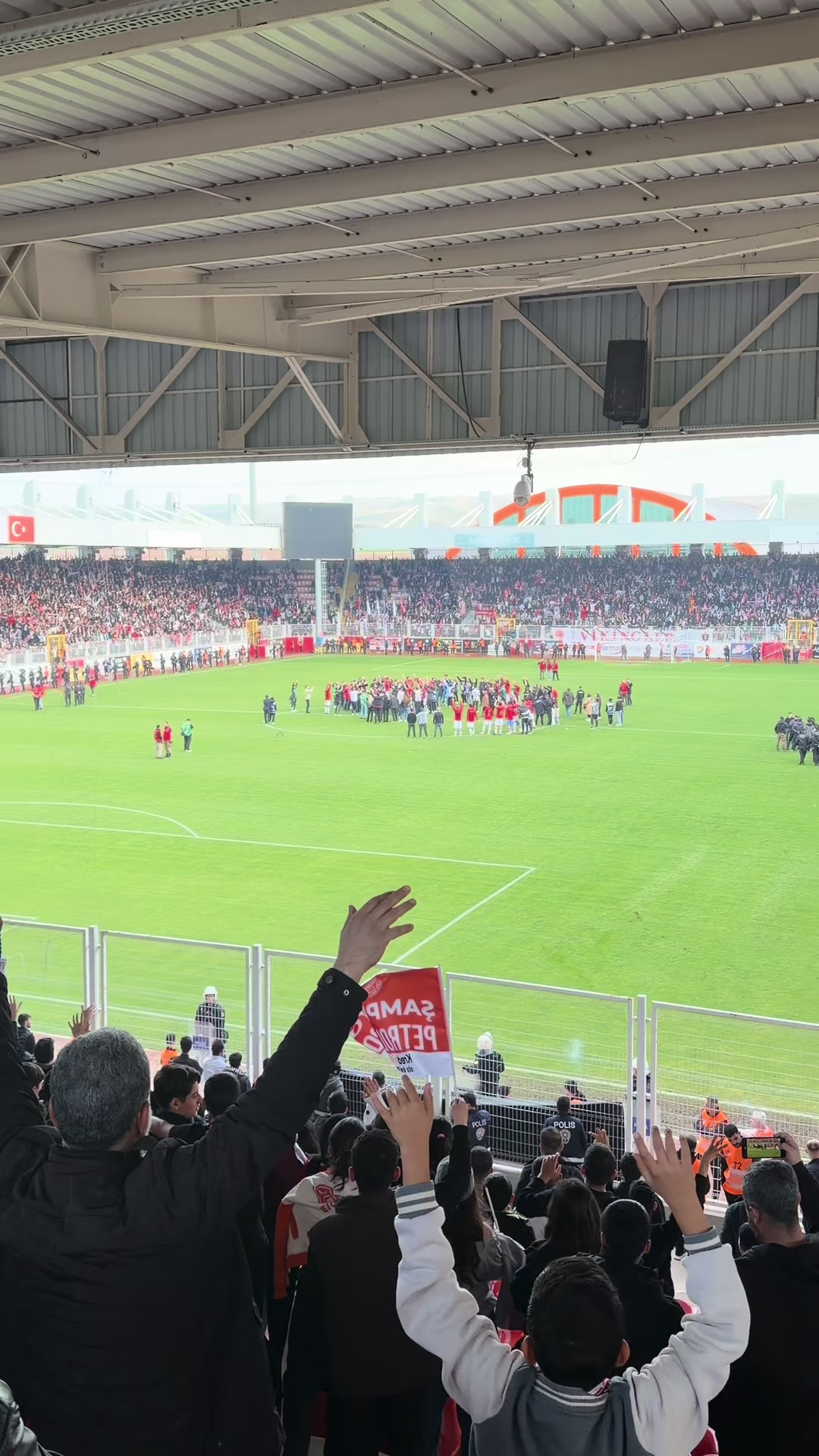 @Servet Barlık