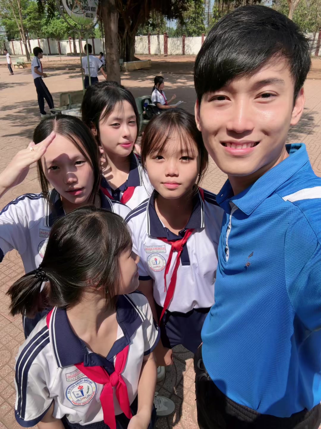 @sáng dạy tối quậy