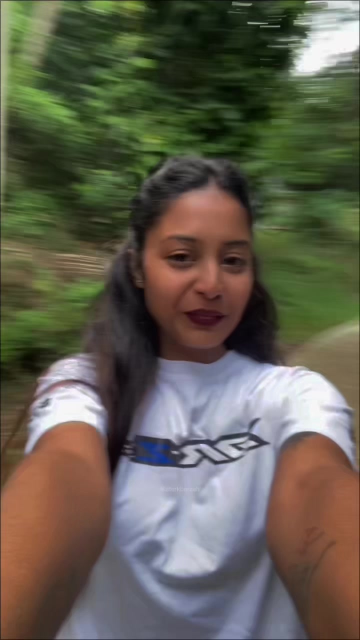 @ℒ𝒶𝓋𝒶 𝒢𝒾𝓇𝓁 🦄❤️🔥💋