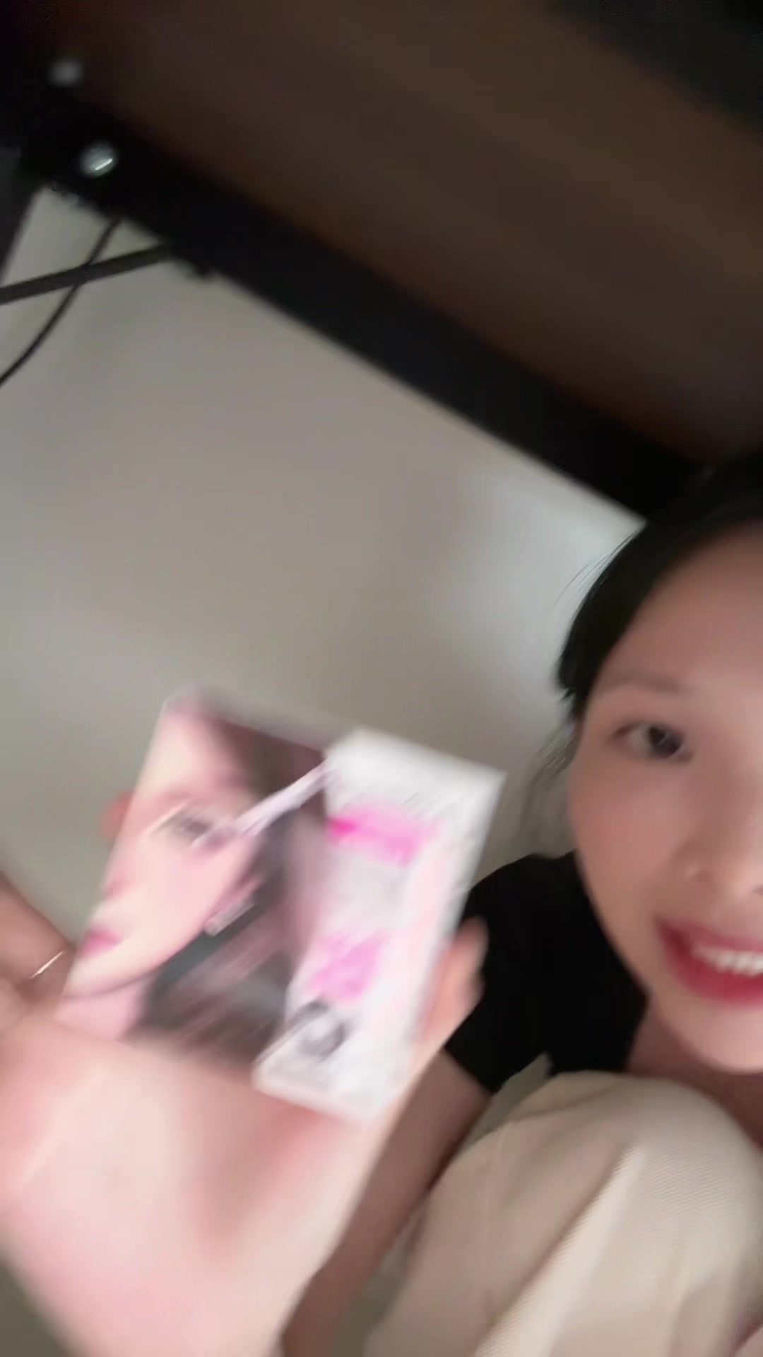 @H&agrave; Thu Huệ