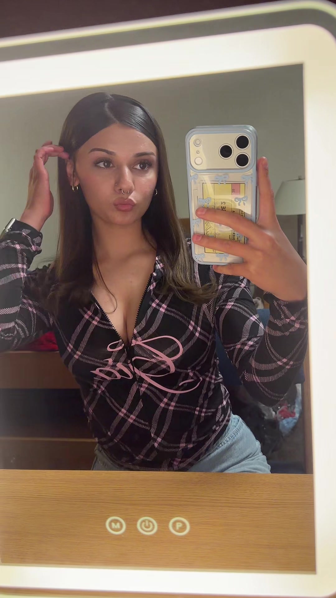 @mariah🕷️
