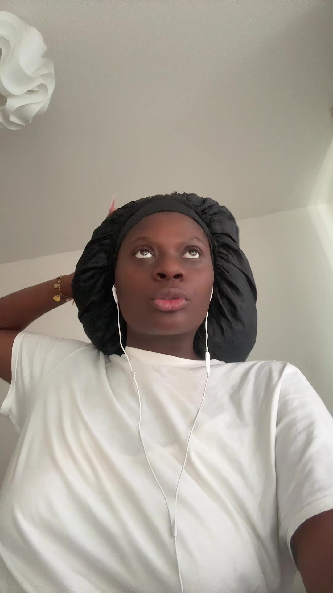 @𝐁𝐈𝐒𝐂𝐔𝐈𝐓𝟐𝐌𝐄𝐑🧜🏾&zwj;♀️