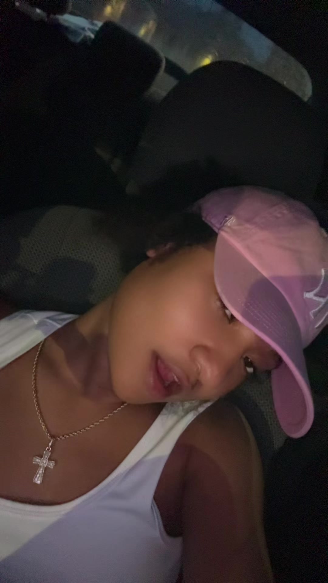 @user738475839