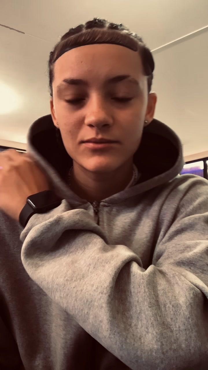 @Rbznho n&eacute; bb