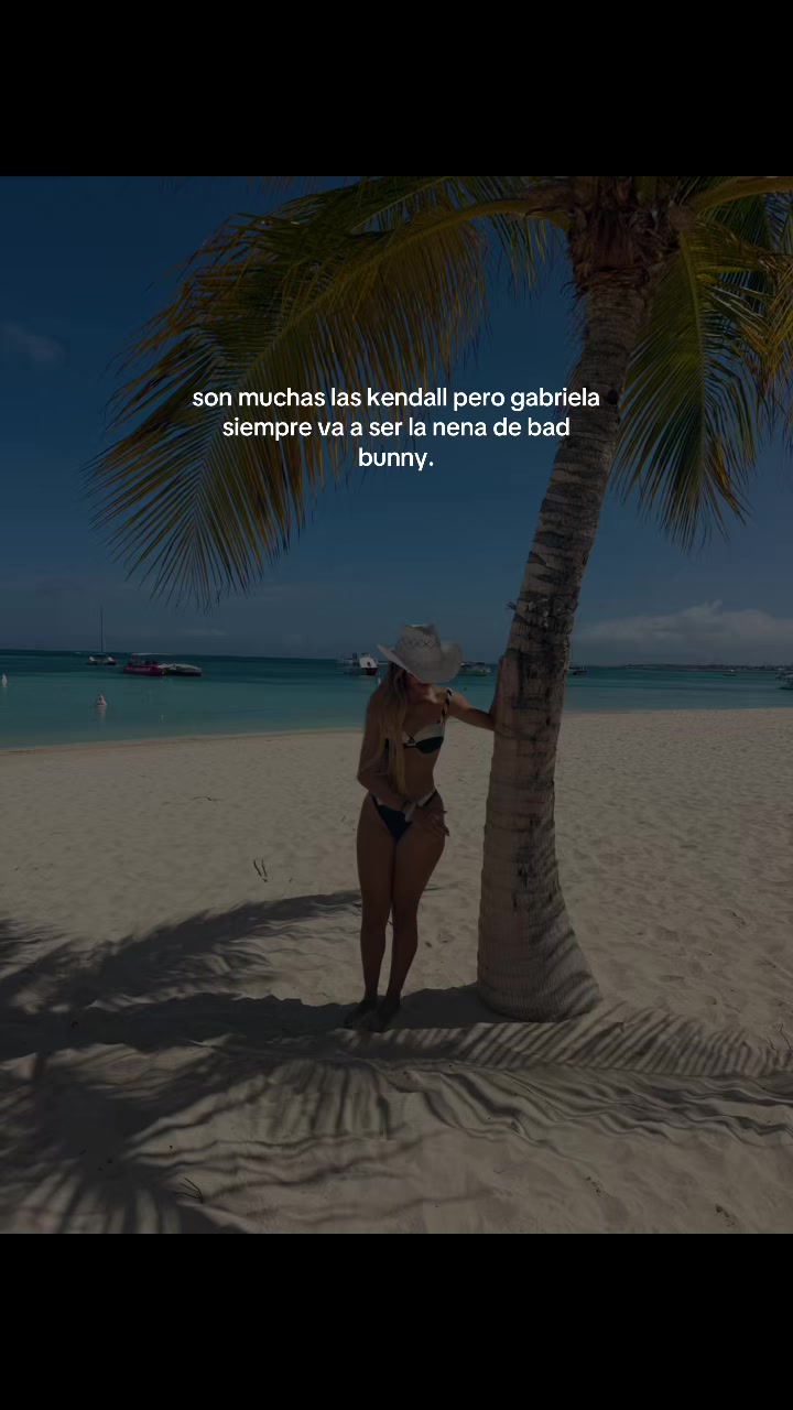 @Malu🤎