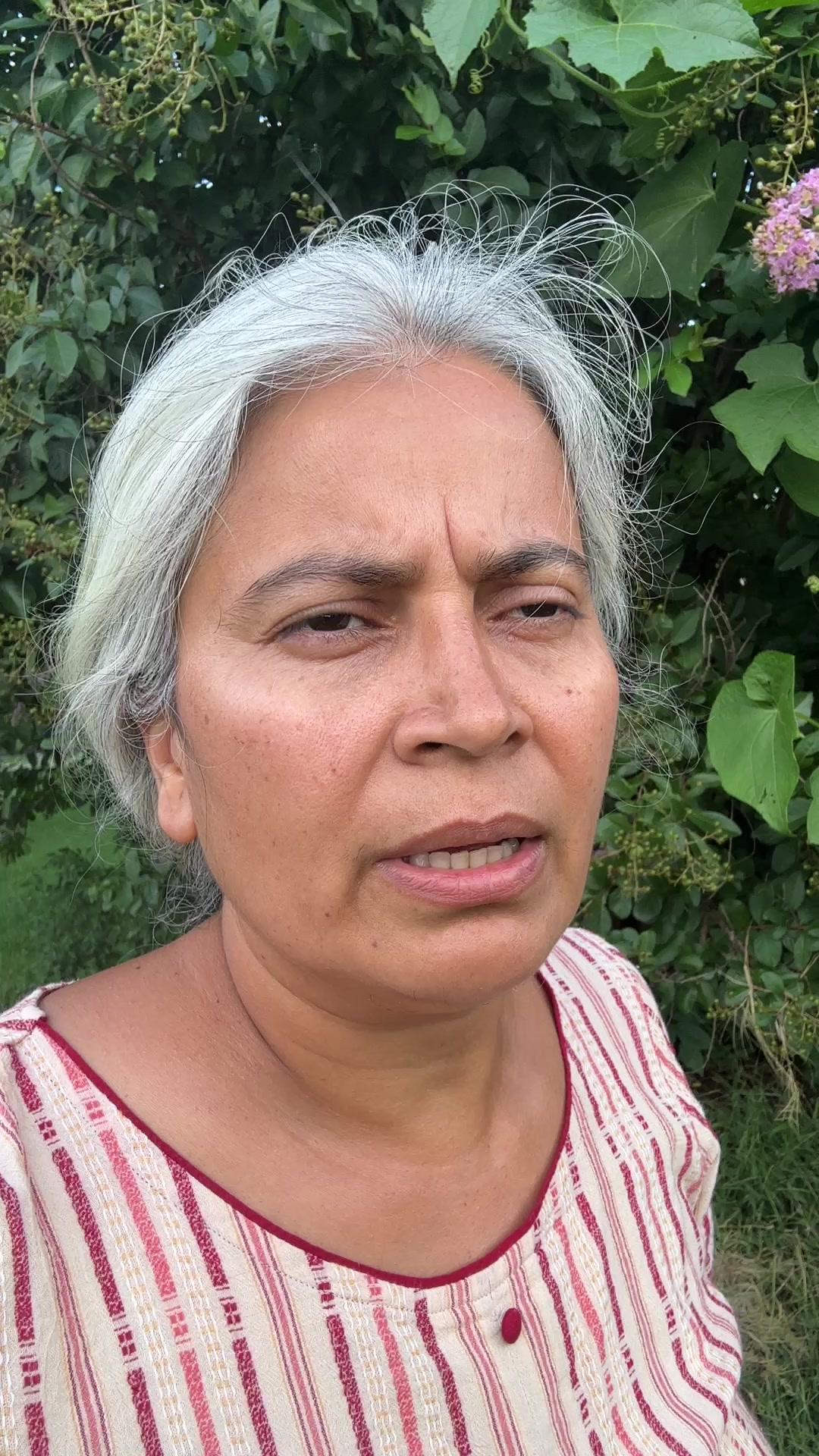 @आमा र जग्गुदिदी
