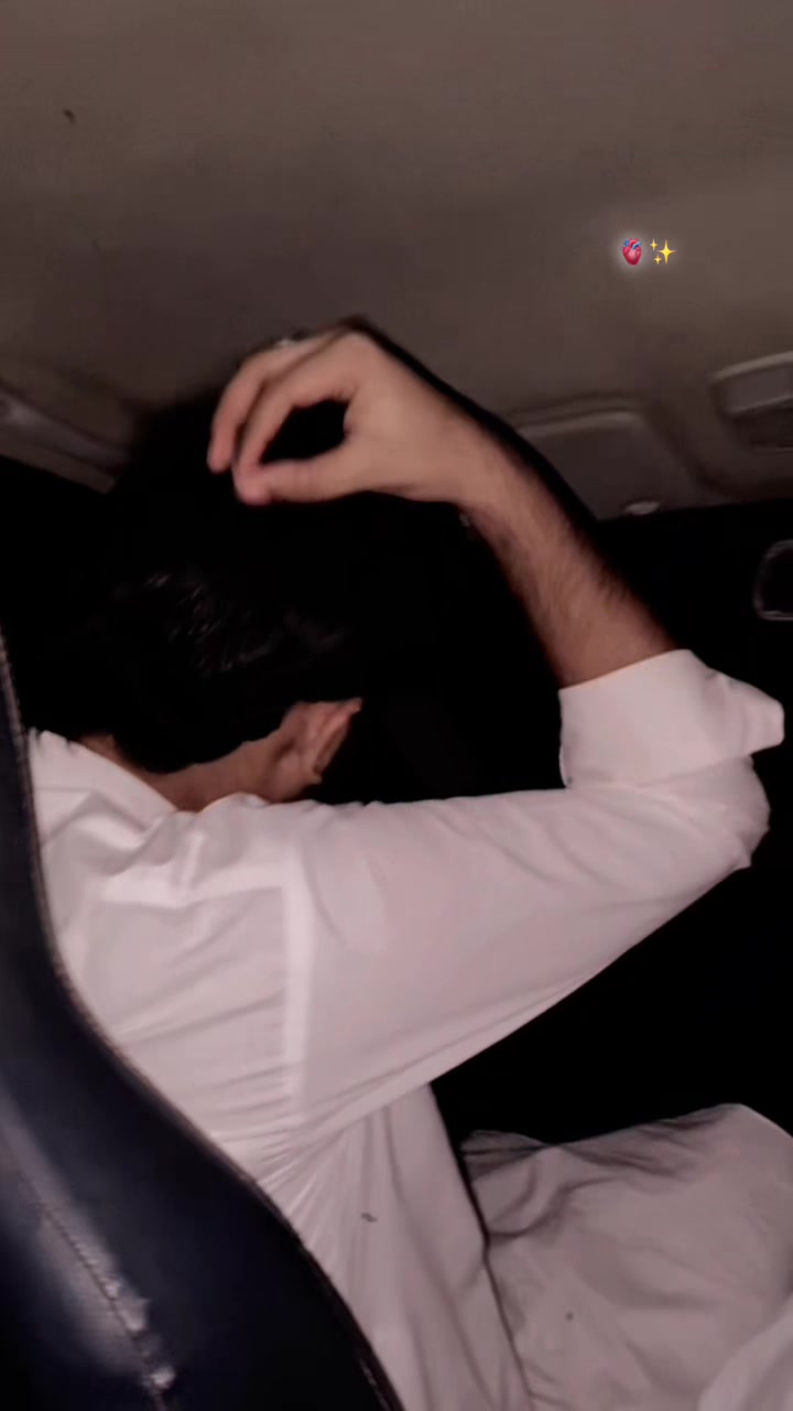 @𝓠....𝓑𝓗𝓤𝓣𝓣𝓞_🦅