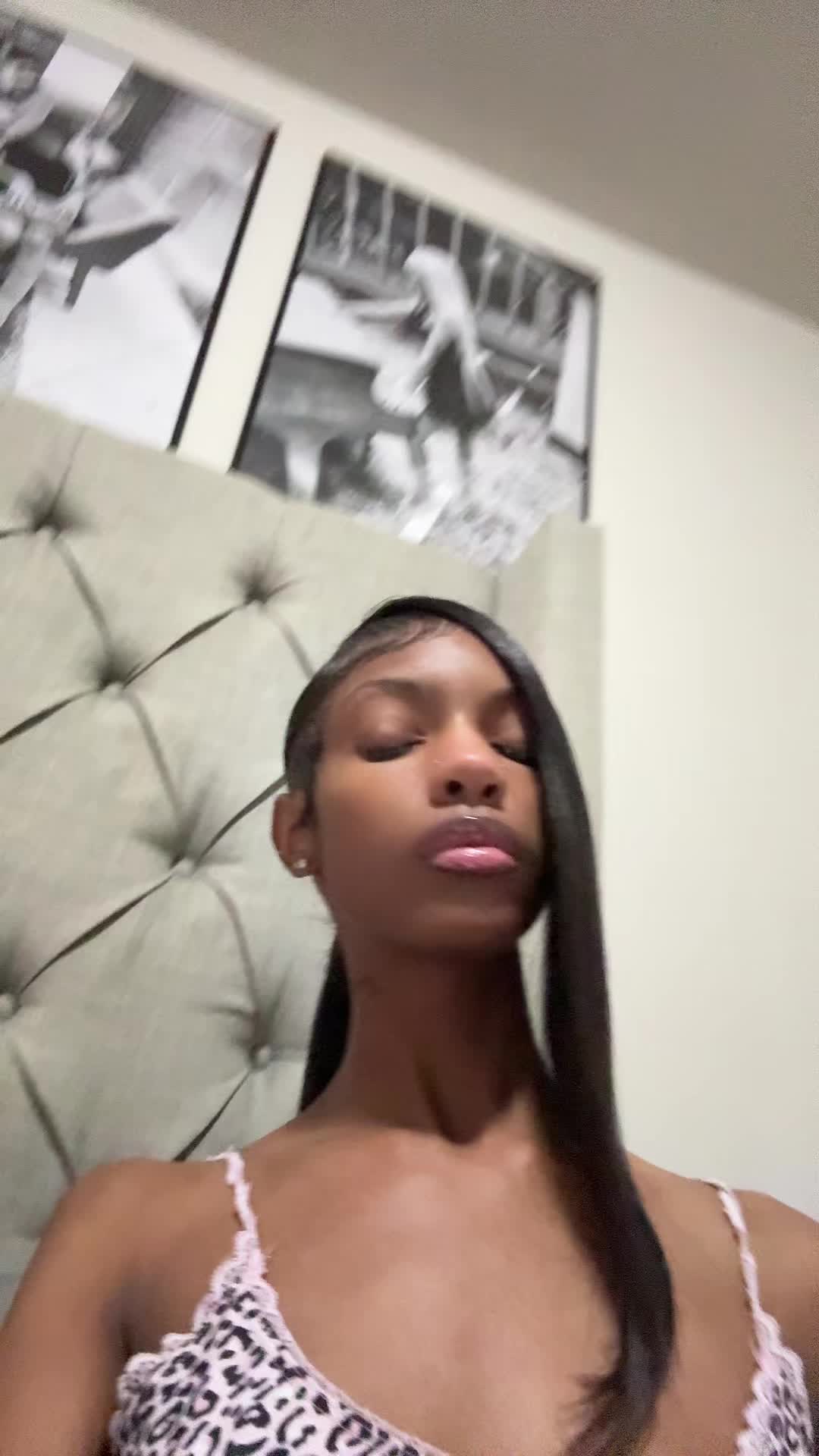 @amayaa