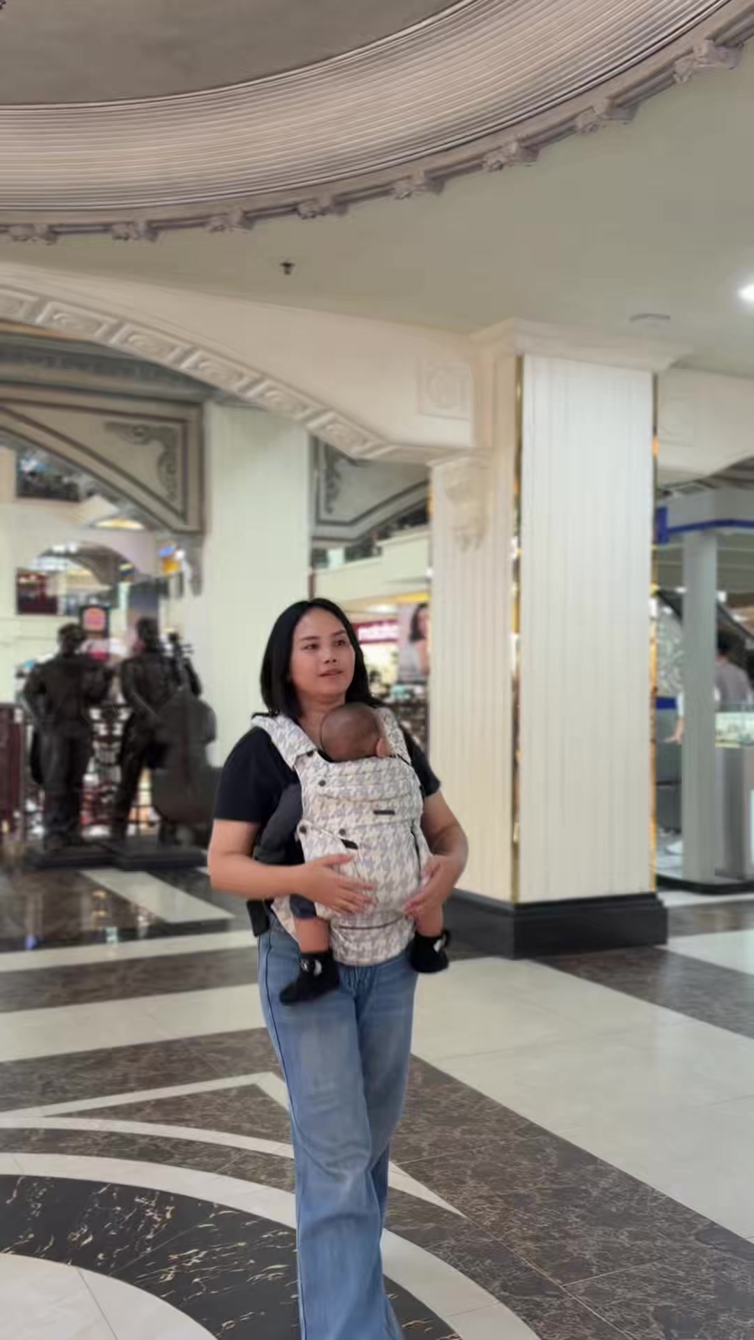 @ERINA DYTHA