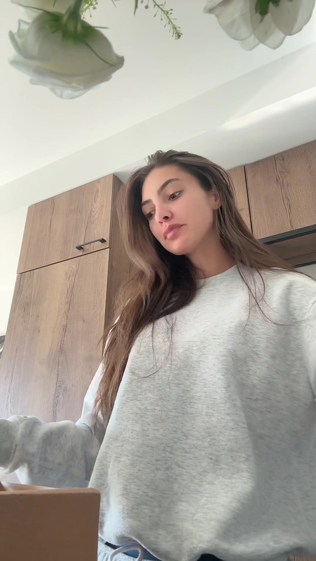 @AV