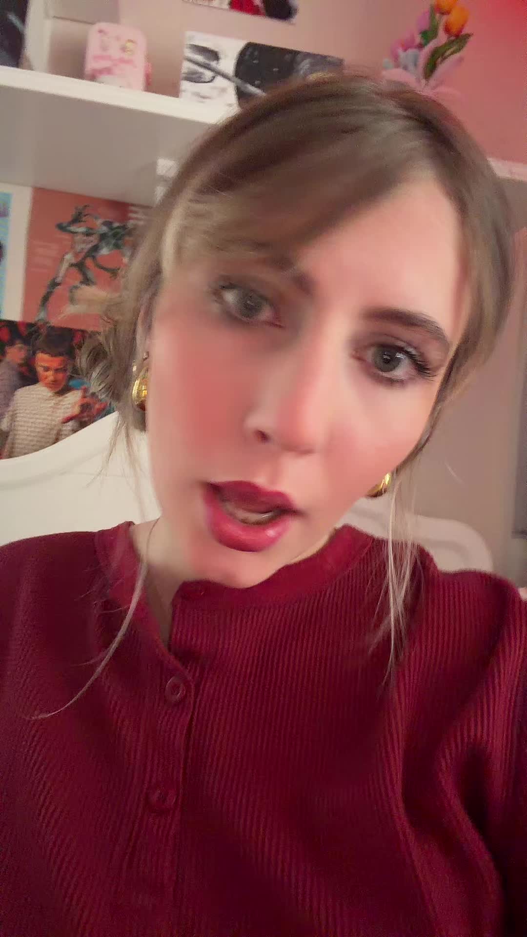 @kaitlyniskoolio