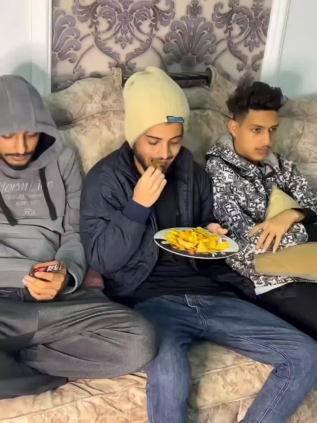 @『أبن الحالمة』 | 𝑨𝒃𝒏 𝑨𝒍𝑯