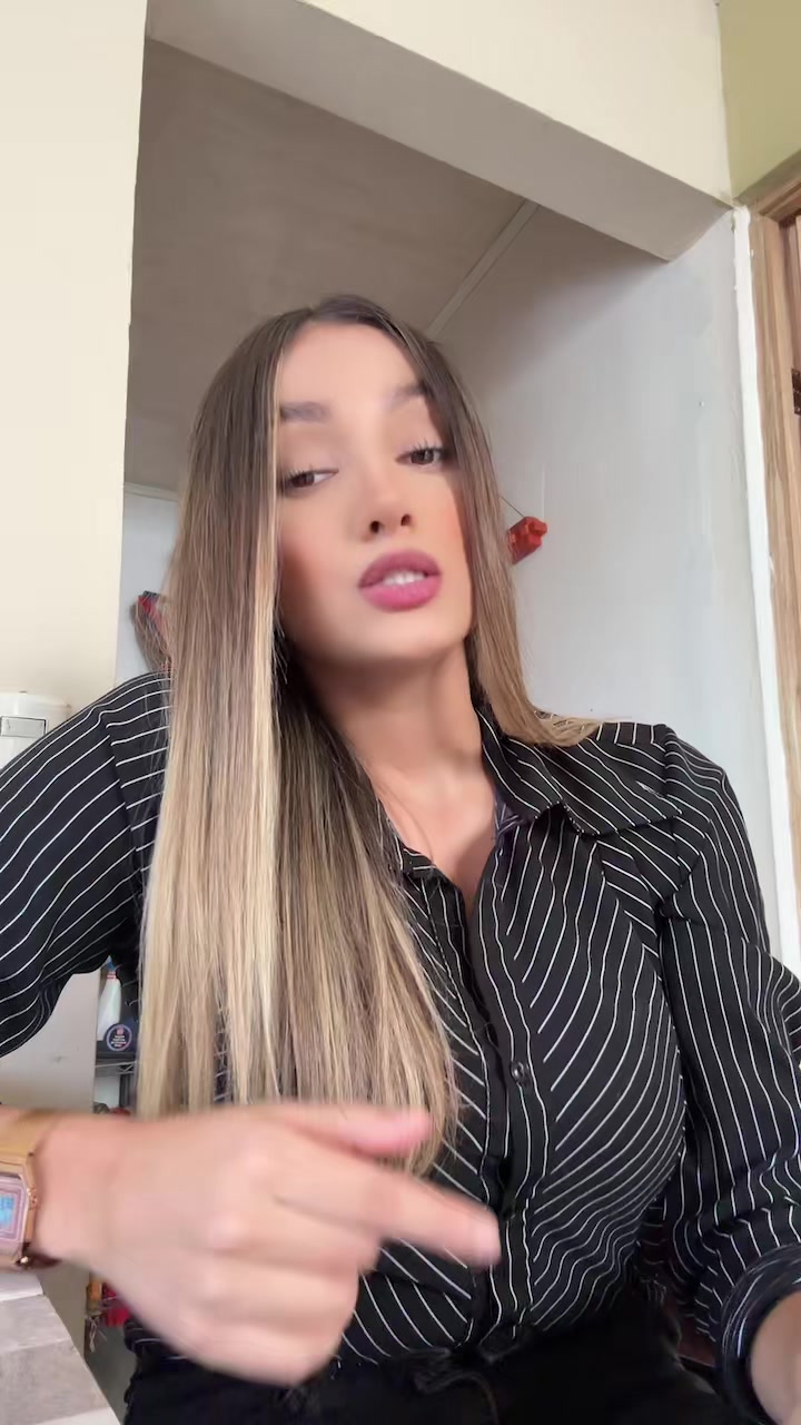 @Vale🌶️