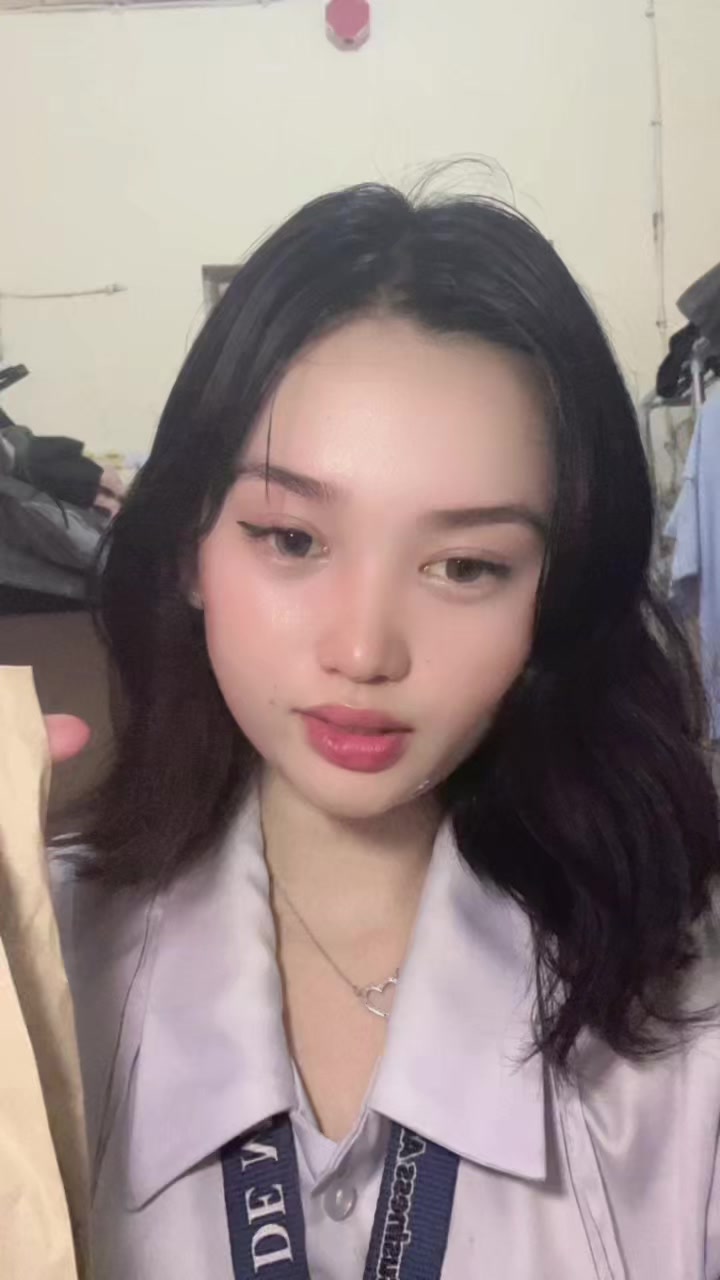 @Ophilia