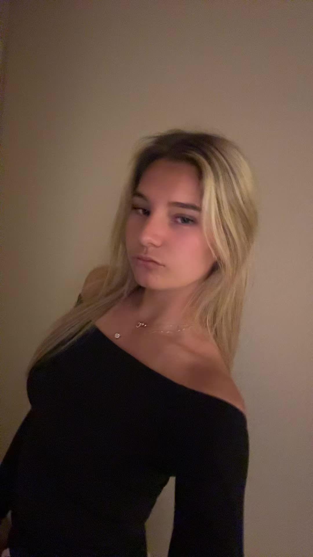 @lily