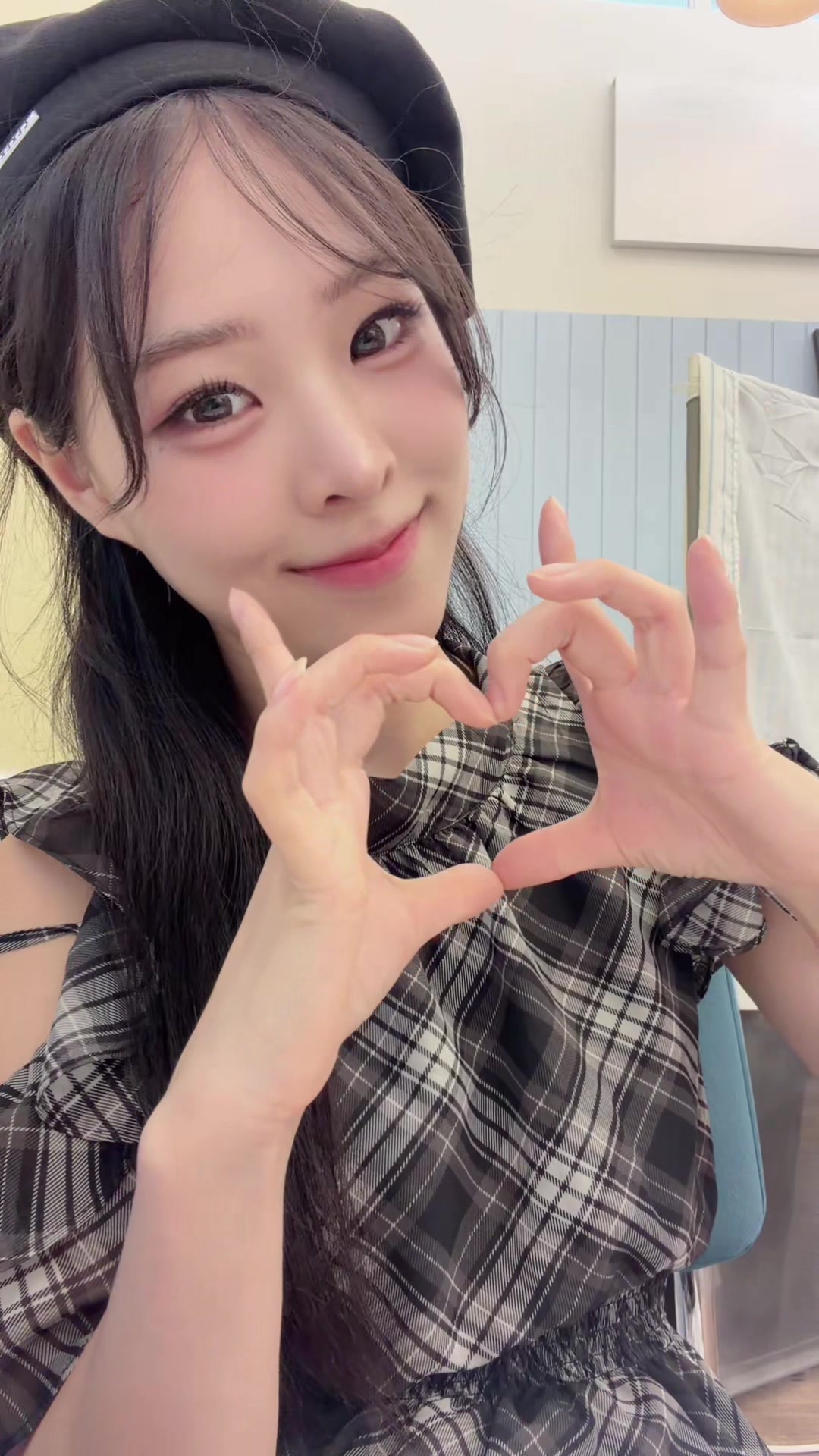 @みる