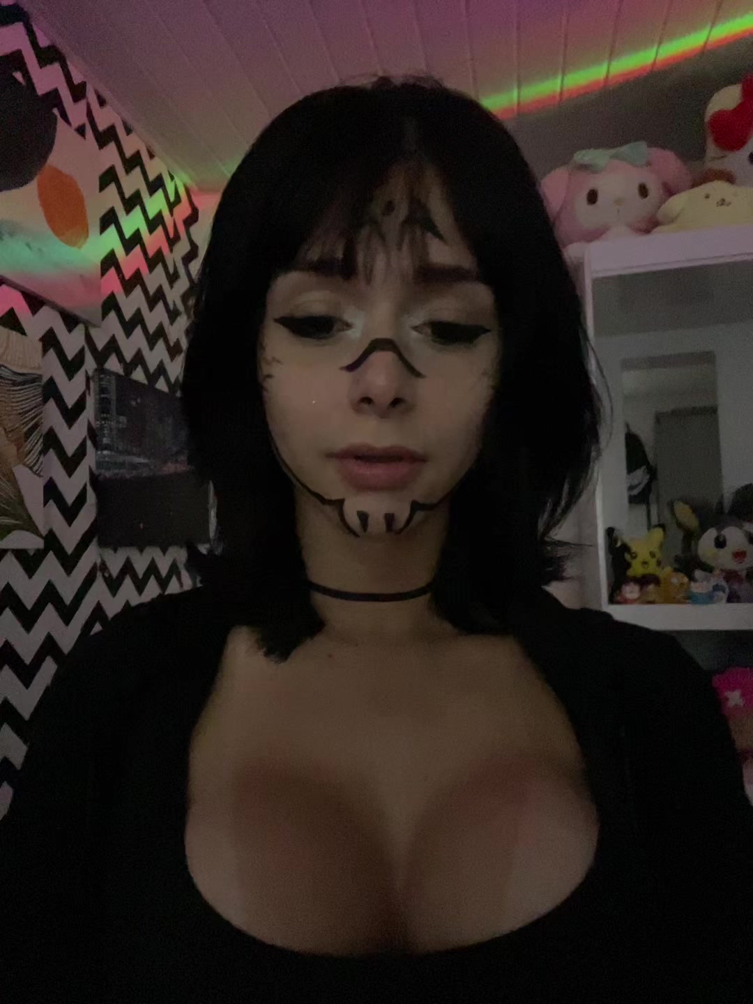 @rynevess👾