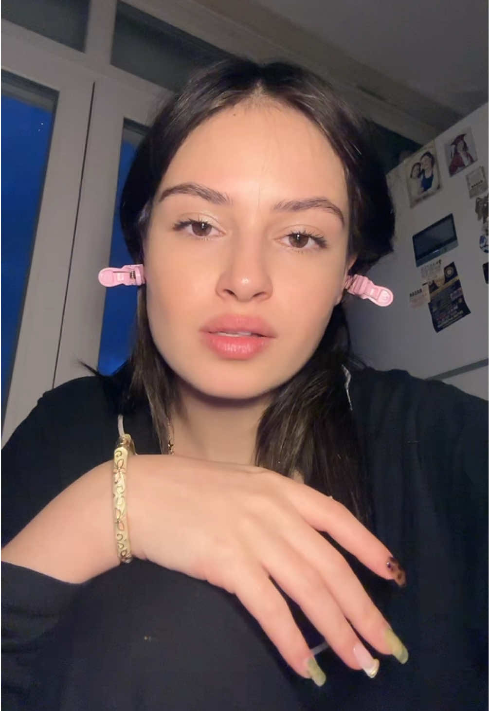 @Lara